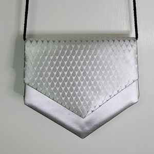 ▪︎Like New! Jasmin Party Purse